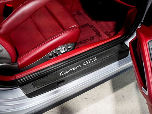 Used 2016 Porsche 911 Carrera GTS image 29
