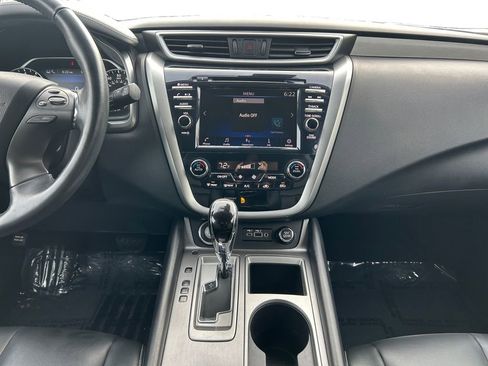 Used 2023 Nissan Murano SV image 12