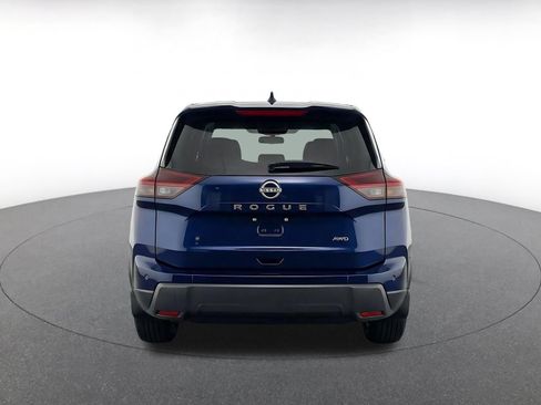 Used 2025 Nissan Rogue SV AWD/4WD image 8