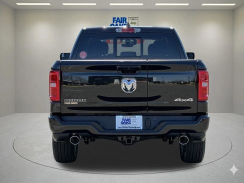 New 2026 RAM 1500 4x4 Crew Cab image 7