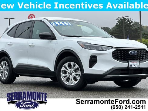 Used 2025 Ford Escape Active w/ Cold Weather Package image 1