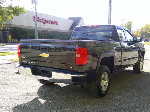 Used 2018 Chevrolet Silverado 1500 LT image 4