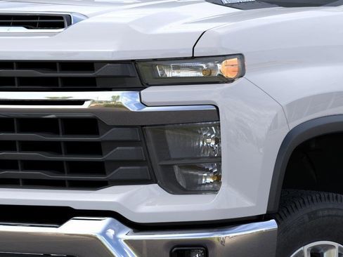 New 2026 Chevrolet Silverado 3500 LT w/ Convenience Package AWD/4WD image 11