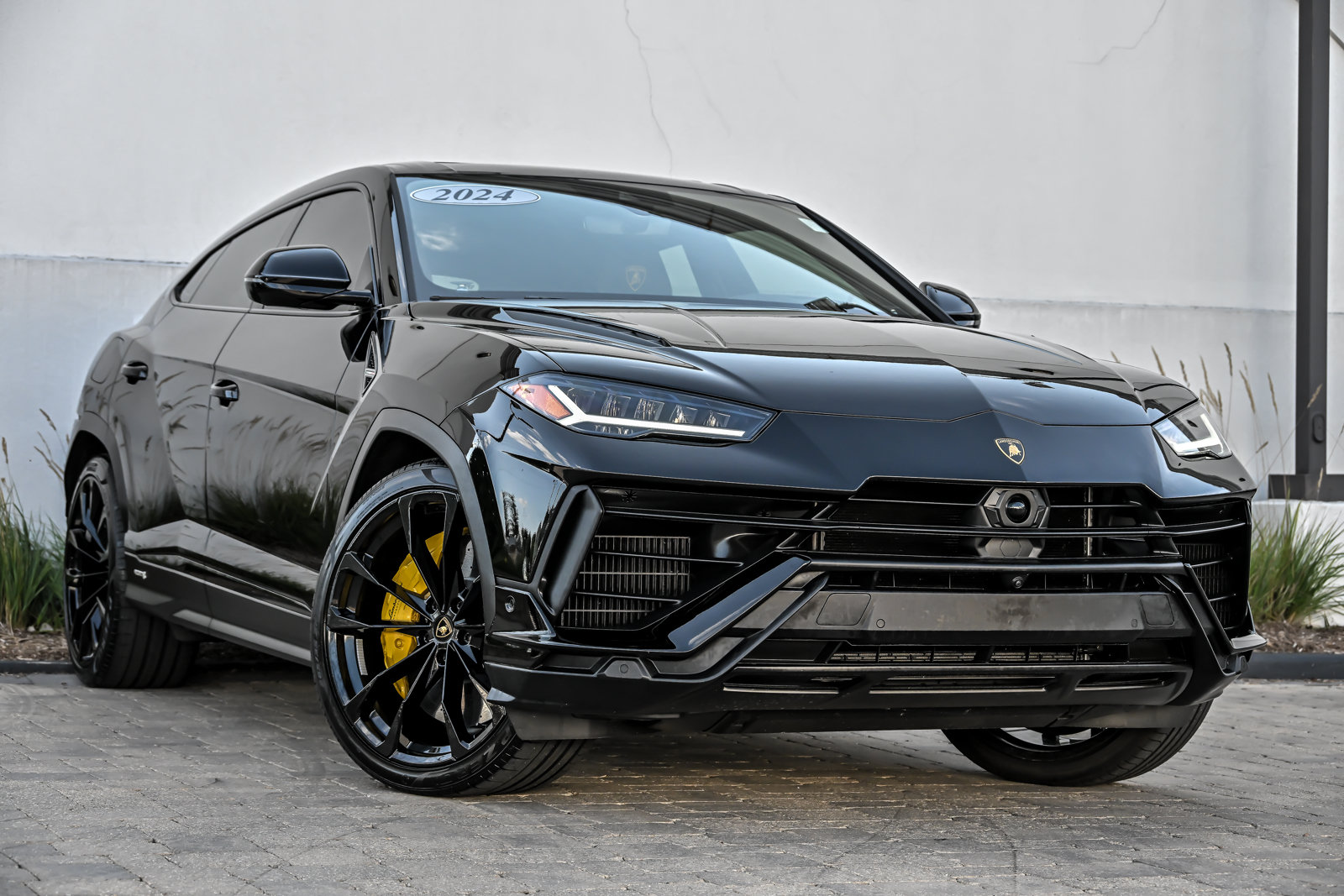 Used 2024 Lamborghini Urus S AWD/4WD image 1
