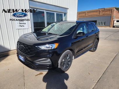 Used 2022 Ford Edge SE w/ Black Appearance Package