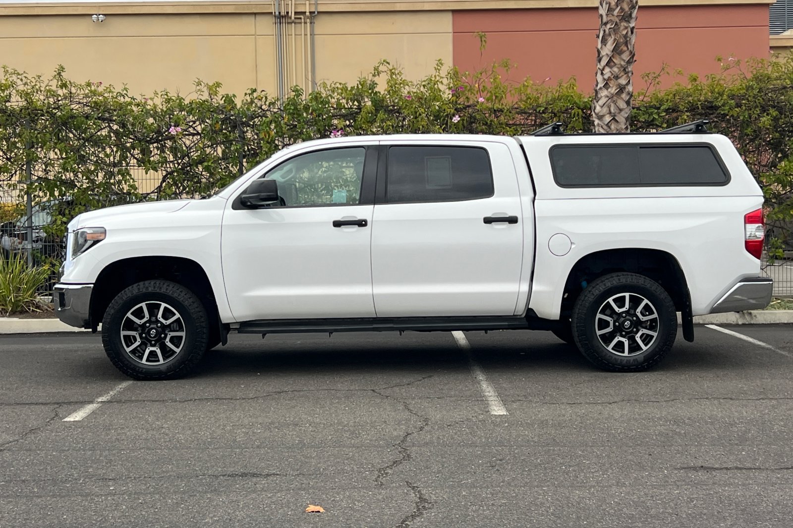Certified 2019 Toyota Tundra SR5 w/ TRD Off Road Package AWD/4WD image 7