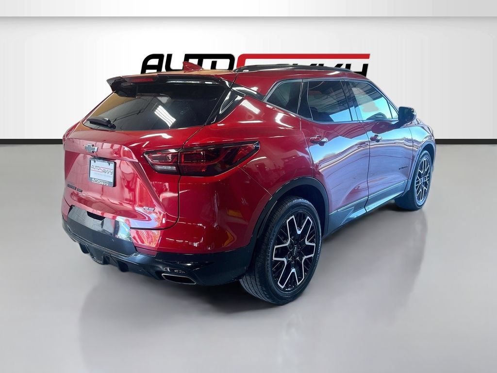 Used 2023 Chevrolet Blazer RS w/ Driver Confidence II Package AWD/4WD image 7