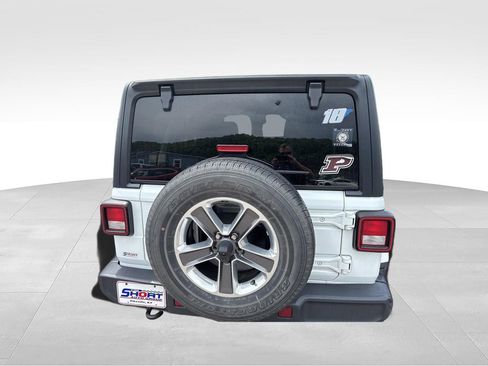 Used 2020 Jeep Wrangler Unlimited Sahara AWD/4WD image 5