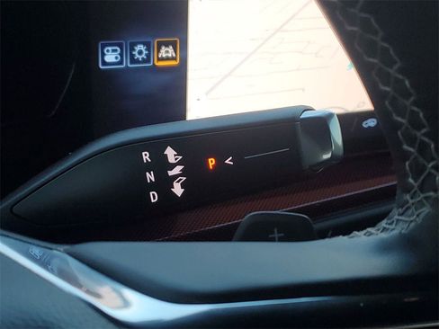 Certified 2024 Chevrolet Traverse Z71 w/ Enhanced Driving Package image 16