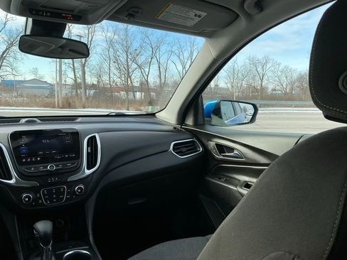 Used 2024 Chevrolet Equinox LT image 28