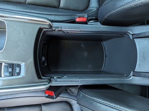 Used 2020 Honda Accord Sport image 28