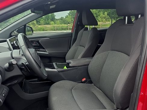 Used 2023 Subaru Solterra AWD image 8
