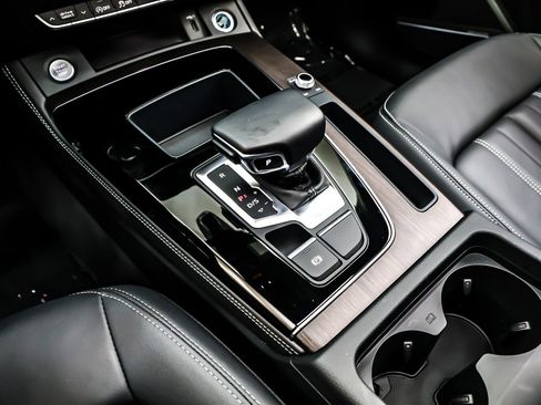 Used 2023 Audi Q5 2.0T Premium Plus w/ Premium Plus Package image 6