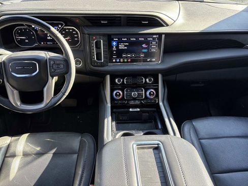 Used 2021 GMC Yukon XL Denali image 27