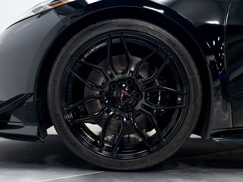 Used 2025 Chevrolet Corvette Z06 RWD image 58