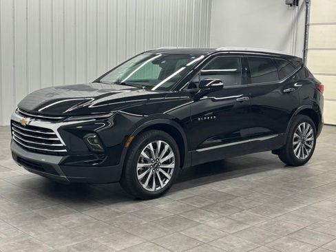 Used 2024 Chevrolet Blazer Premier w/ Driver Confidence II Package AWD/4WD image 5
