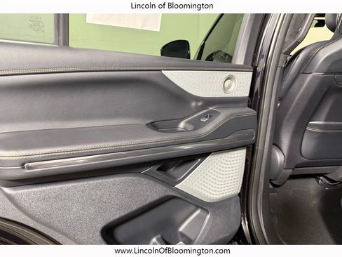 Used 2025 Lincoln Navigator Black Label AWD/4WD image 56