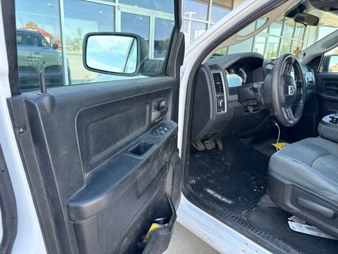 Used 2019 RAM 1500 Tradesman w/ Chrome Plus Package image 10