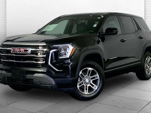 Used 2025 GMC Terrain Elevation FWD image 12