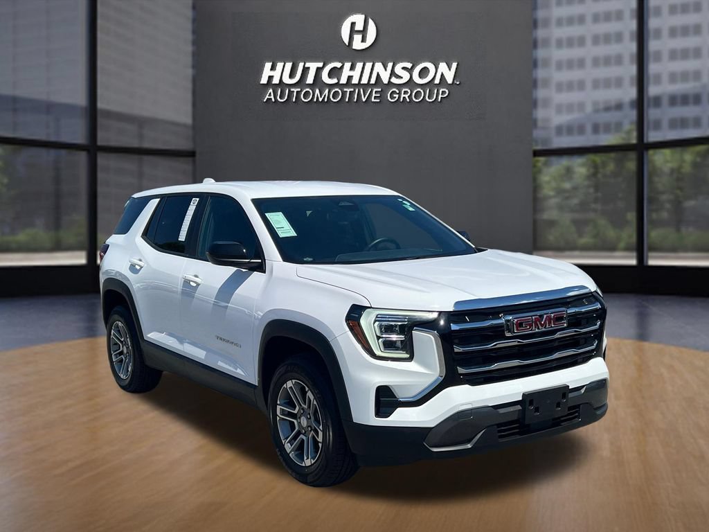 Used 2025 GMC Terrain Elevation AWD/4WD image 1