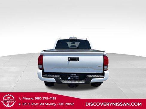 Used 2019 Toyota Tacoma TRD Sport RWD image 7