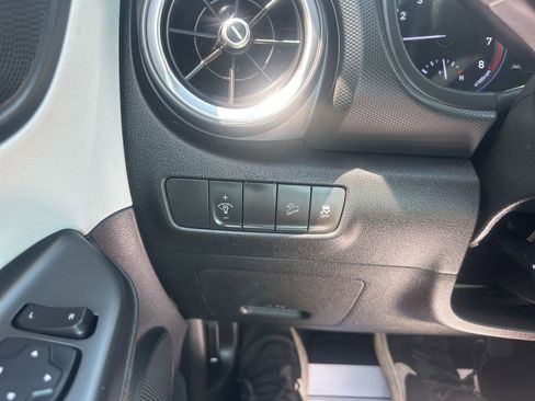 Used 2022 Hyundai Kona SEL w/ Cargo Package FWD image 25