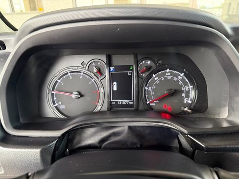 Used 2021 Toyota 4Runner SR5 RWD image 11