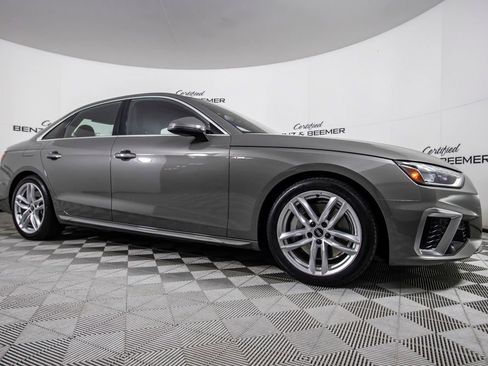 Used 2024 Audi A4 2.0T Premium w/ Convenience Package image 3