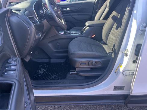 Used 2018 Chevrolet Equinox LT image 10