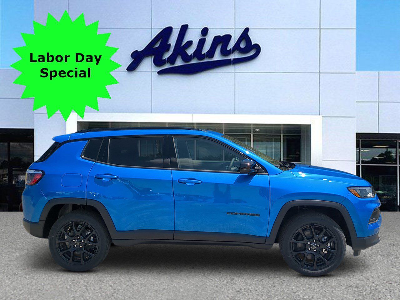 New 2026 Jeep Compass Latitude AWD/4WD image 1