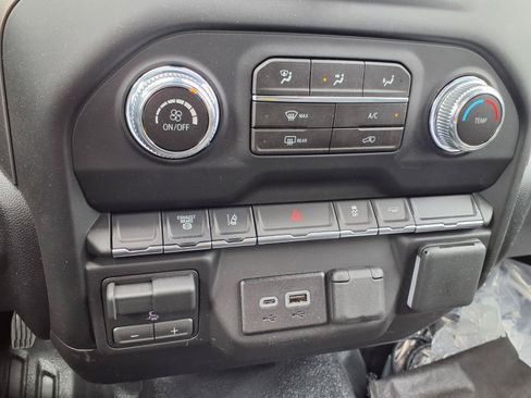 New 2026 GMC Sierra 3500 Pro w/ Convenience Package RWD image 11