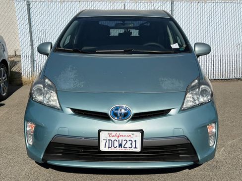 Used 2013 Toyota Prius Prime Plug-In Hybrid FWD image 2