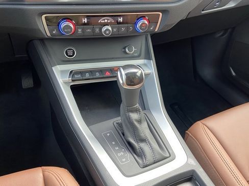 Used 2021 Audi Q3 2.0T Premium w/ Convenience Package image 23