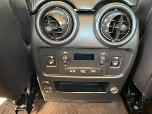 Used 2005 HUMMER H2 SUT w/ Preferred Equipment Group image 13