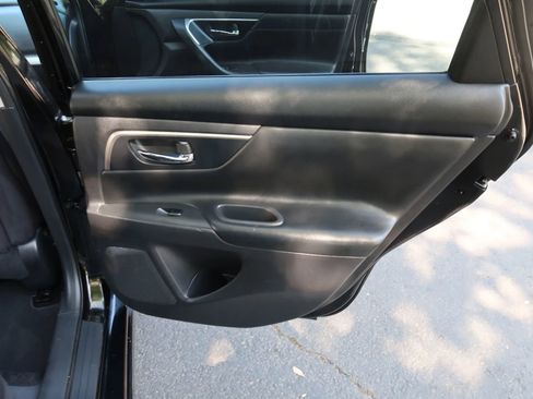 Used 2015 Nissan Altima 2.5 S w/ Power Driver Seat Package image 17