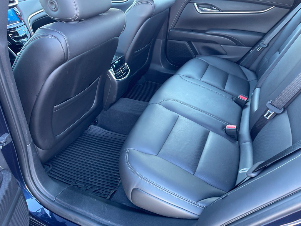 Used 2015 Cadillac XTS FWD image 14