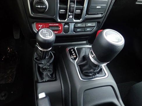 New 2026 Jeep Gladiator Mojave image 19