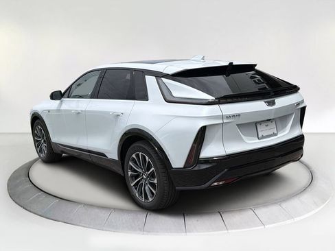 New 2026 Cadillac Lyriq Sport RWD image 3