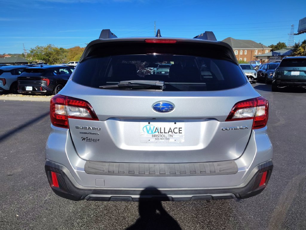 Used 2019 Subaru Outback 2.5i Limited AWD/4WD image 5