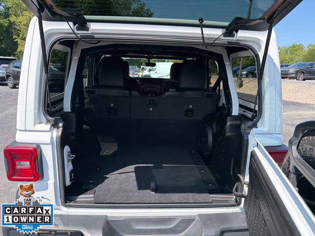 Used 2020 Jeep Wrangler Unlimited Sahara AWD/4WD image 15
