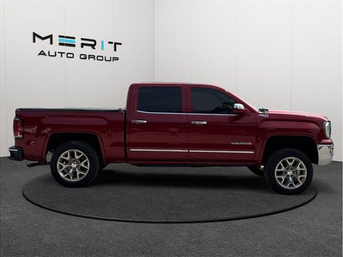 Used 2018 GMC Sierra 1500 SLT w/ SLT Premium Package AWD/4WD image 10