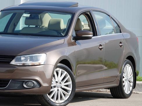 Used 2014 Volkswagen Jetta TDI FWD image 35