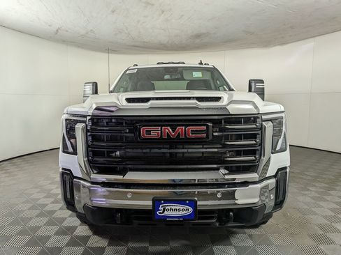 New 2026 GMC Sierra 2500 Pro w/ 1SA Pro Safety Plus Package AWD/4WD image 2