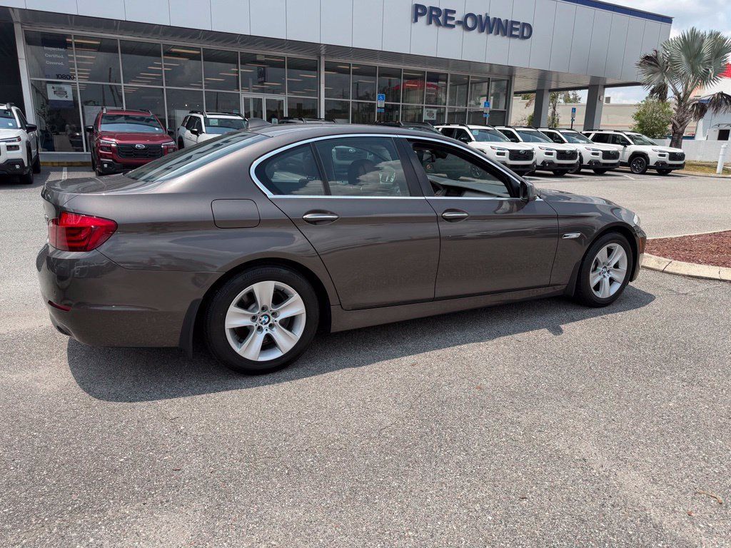 Used 2012 BMW 528i Sedan RWD image 4