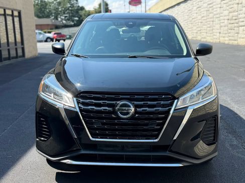 Used 2021 Nissan Kicks S FWD image 3