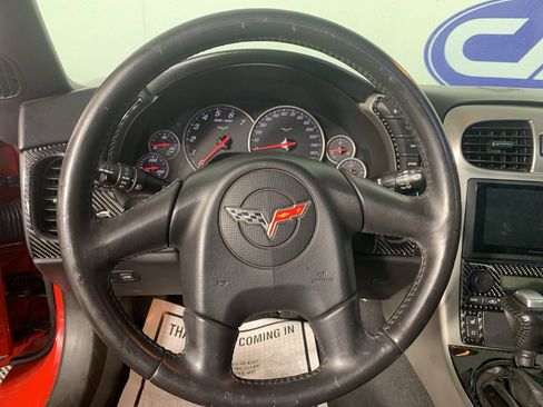 Used 2005 Chevrolet Corvette Coupe w/ Preferred Equipment Group image 21