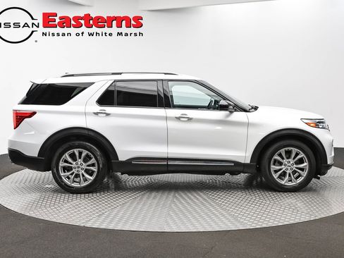 Used 2024 Ford Explorer Limited RWD image 4