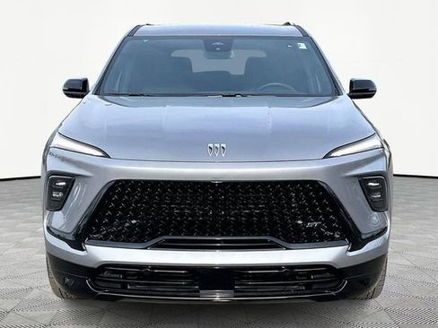 Used 2025 Buick Enclave Sport Touring image 2