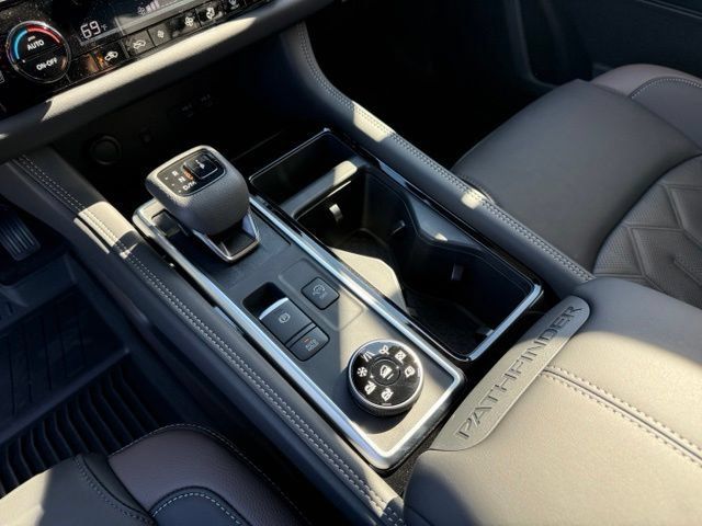 New 2026 Nissan Pathfinder Platinum AWD/4WD image 22