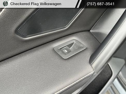 Used 2023 Volkswagen Tiguan SE R-Line FWD image 25